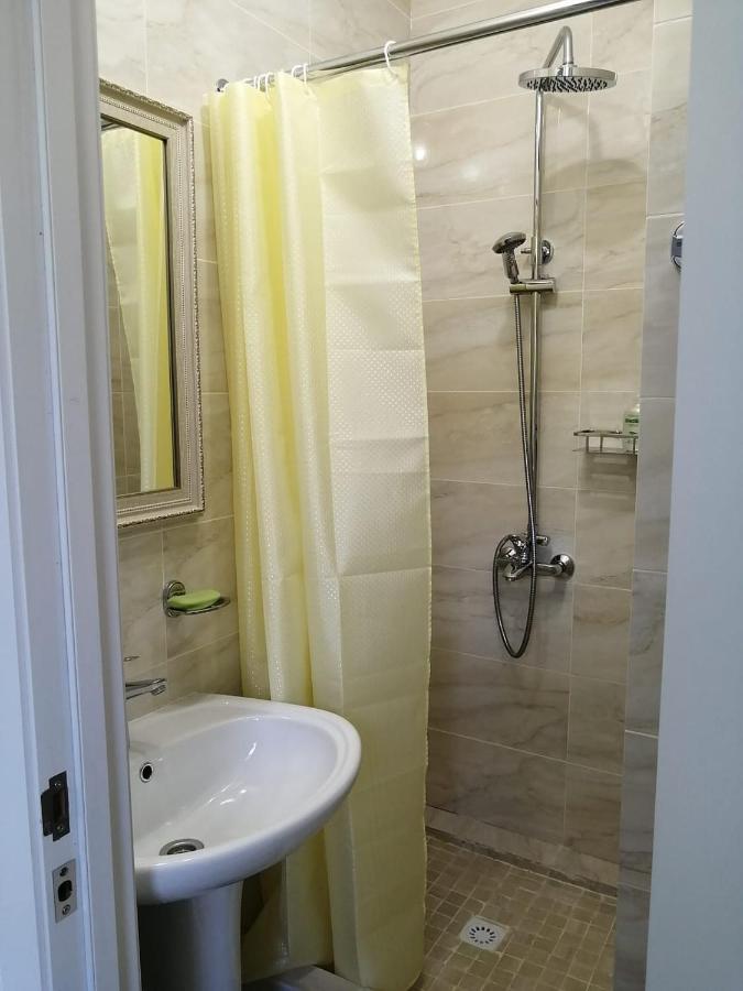 Happy House Apartment Karaganda Ngoại thất bức ảnh