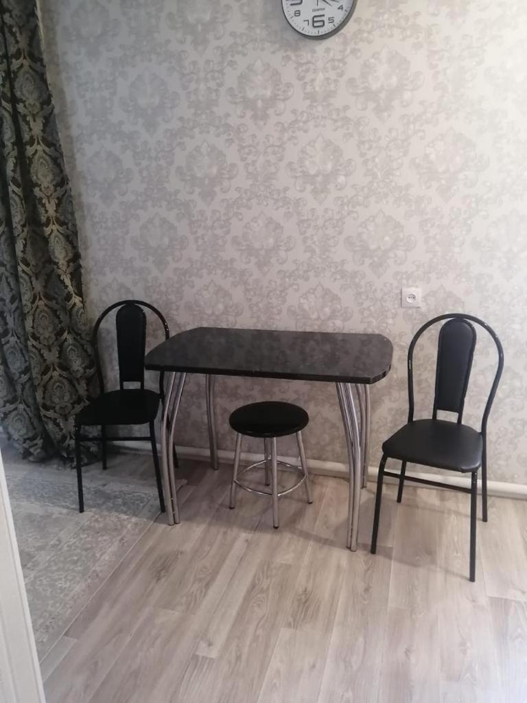 Happy House Apartment Karaganda Ngoại thất bức ảnh